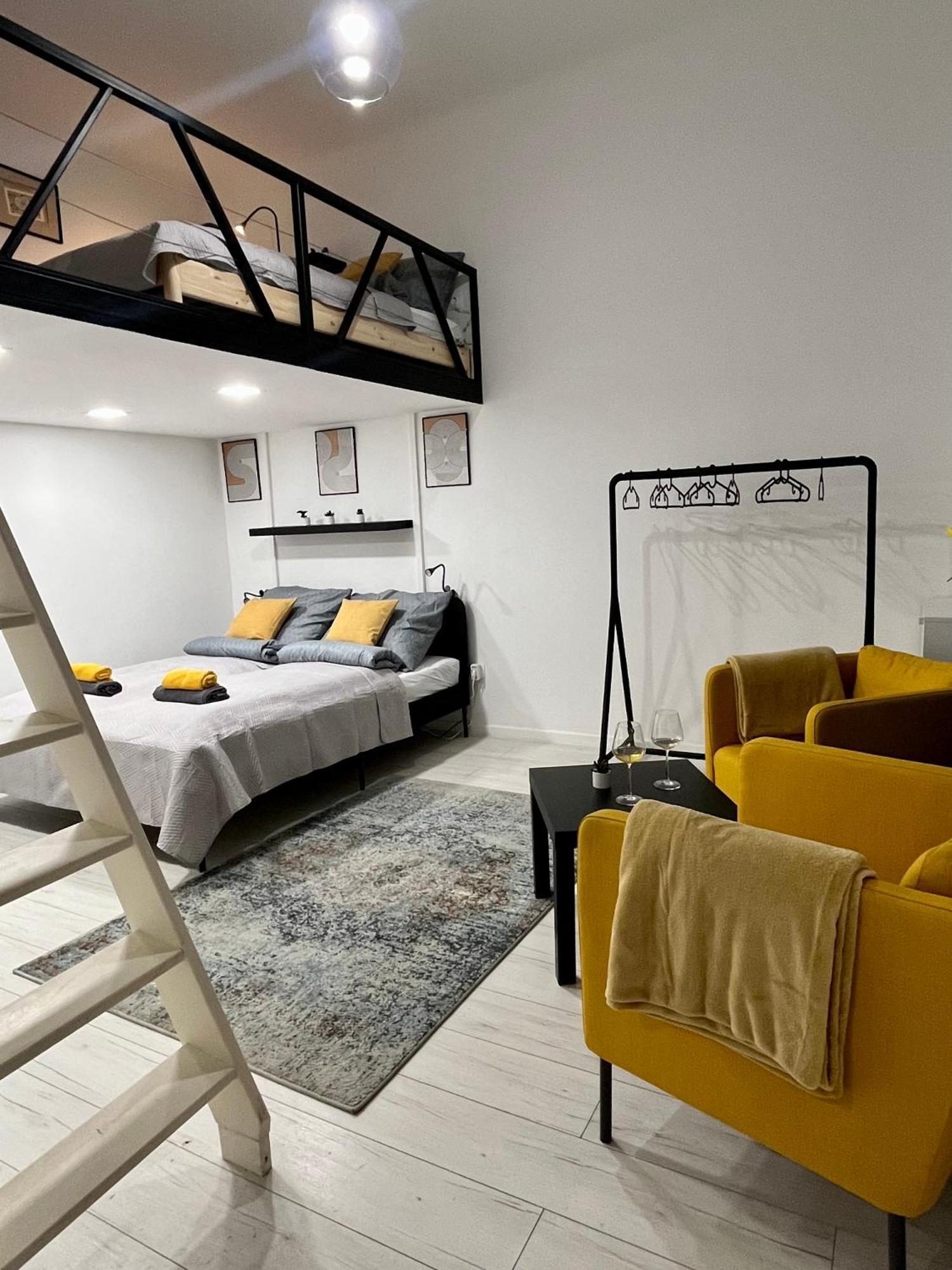West Station Gallery Apartment Budapest