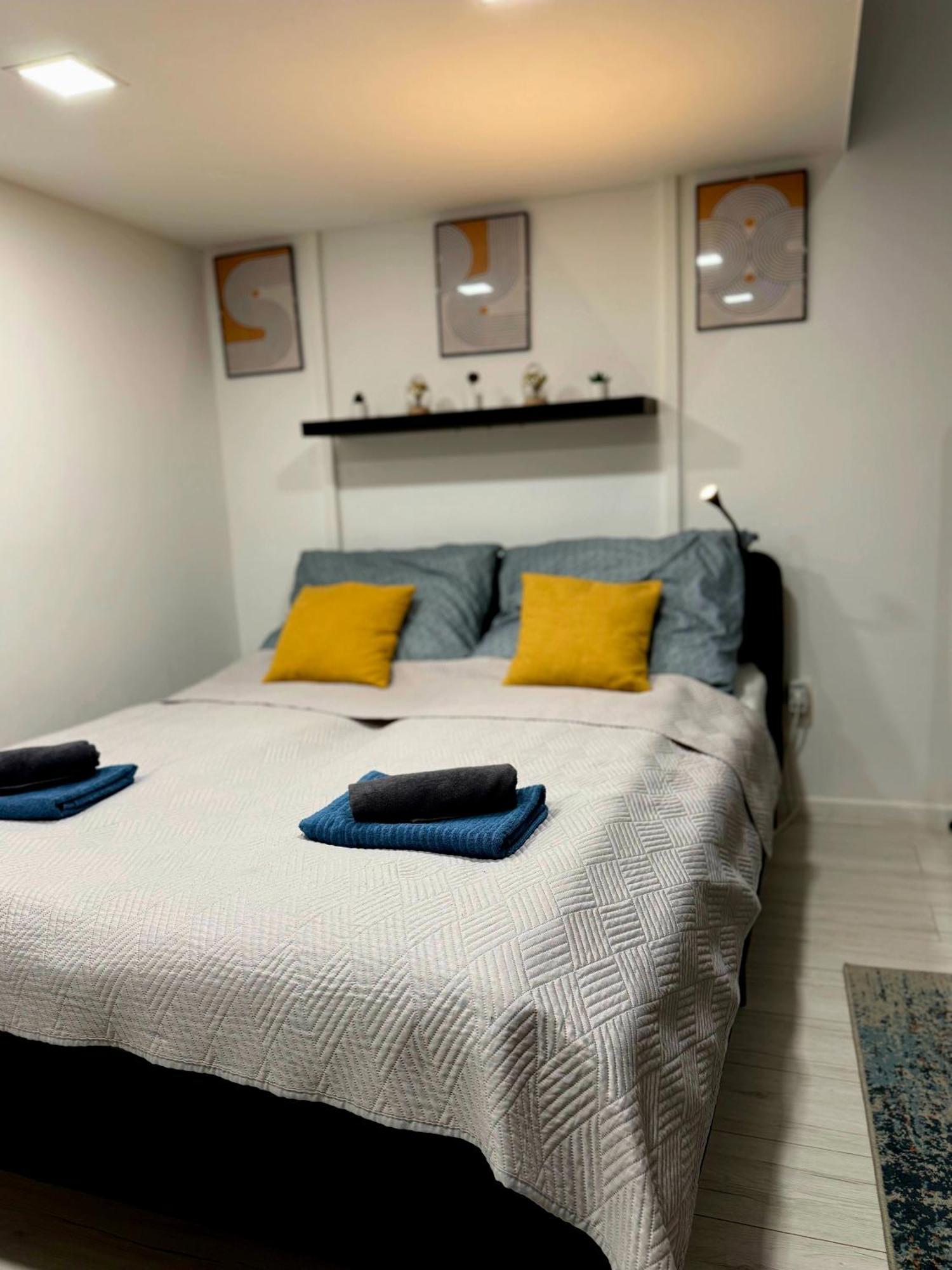 Apartment West Station Gallery